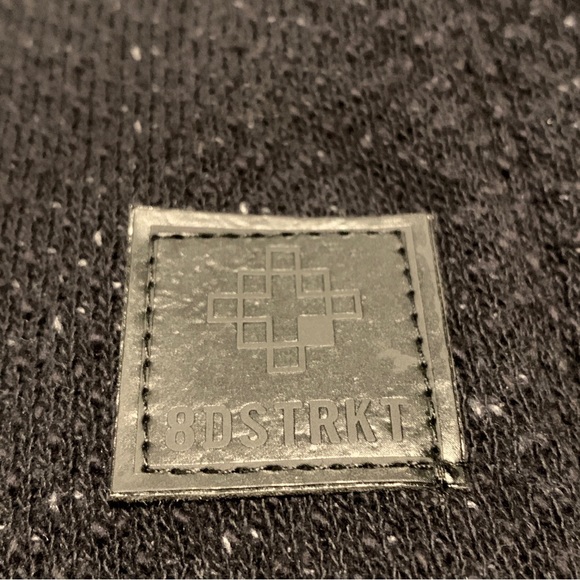 NEW! 8IGHTH DSTRKT Black Hoodie Shirt Size XL Worn Torn Look style. - Picture 4 of 9